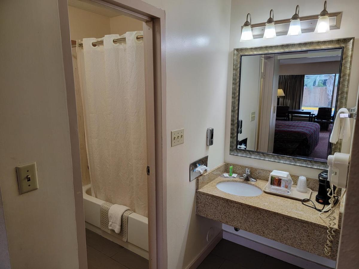 Twin Star Lodge 빌럭시 외부 사진